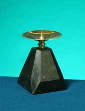 Подсвечник пирамида с чашечкой из латуни